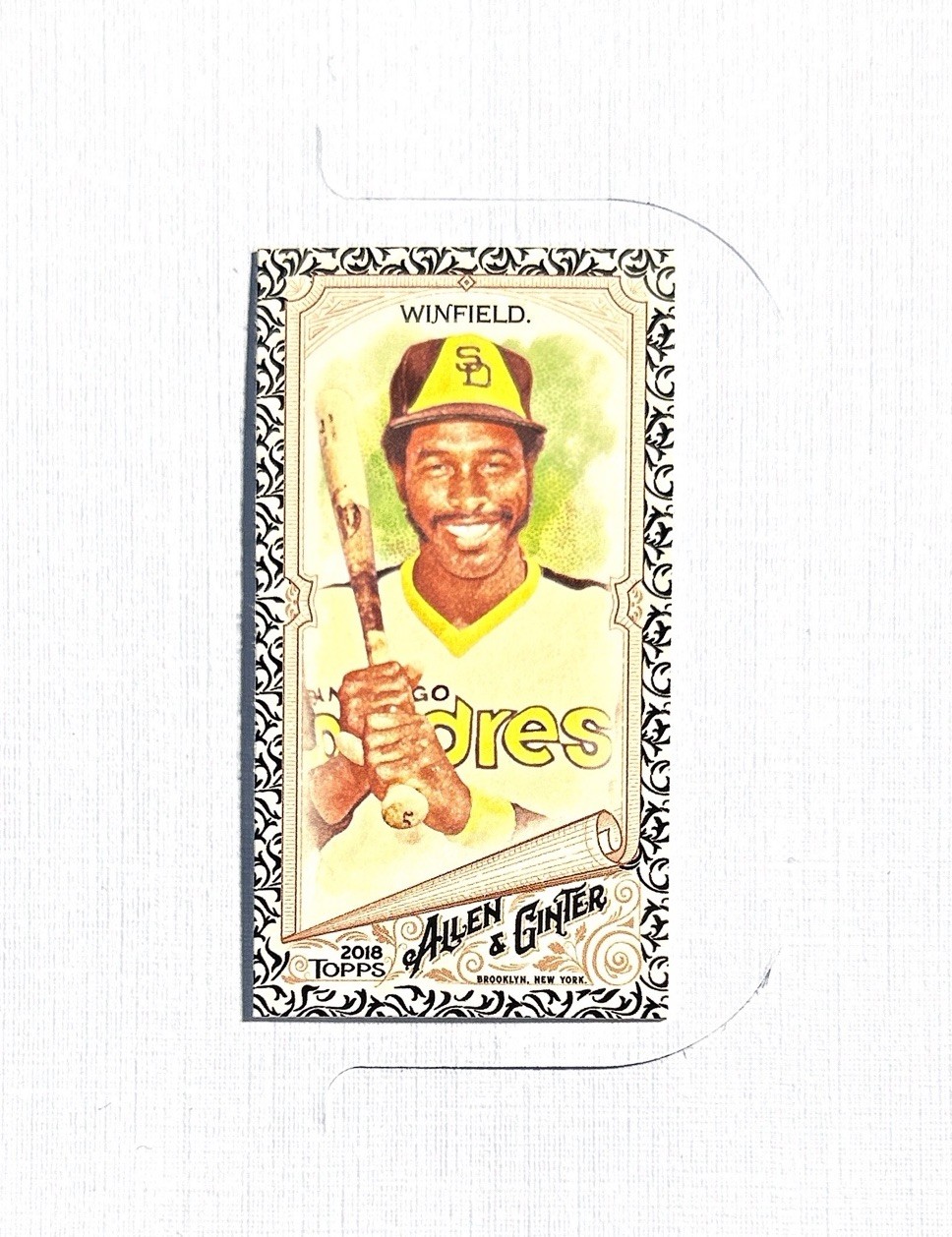 Dave Winfield ~ 2018 Topps Allen & Ginter ~ Mini Black Border #223