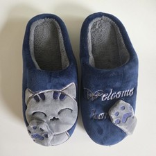 Women's Plush Cat Slippers Size 6 Grey and Navy Soft Fleece Slip On