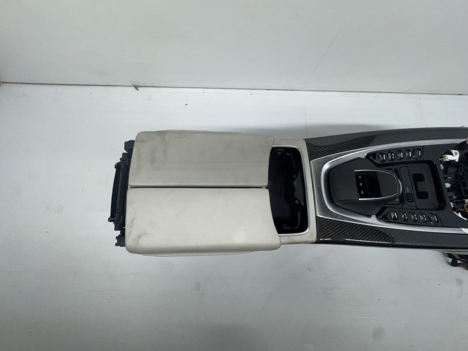 OEM Aston Martin DBX Center Console Assembly Carbon Trim Complete 2022 Used
