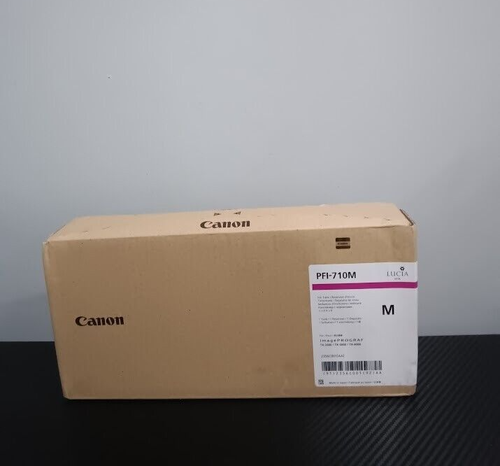 Canon PFI-710M Magenta Standard Yield Ink Cartridge PFI-710M Exp 2023/03 - 第 1/1 張圖片