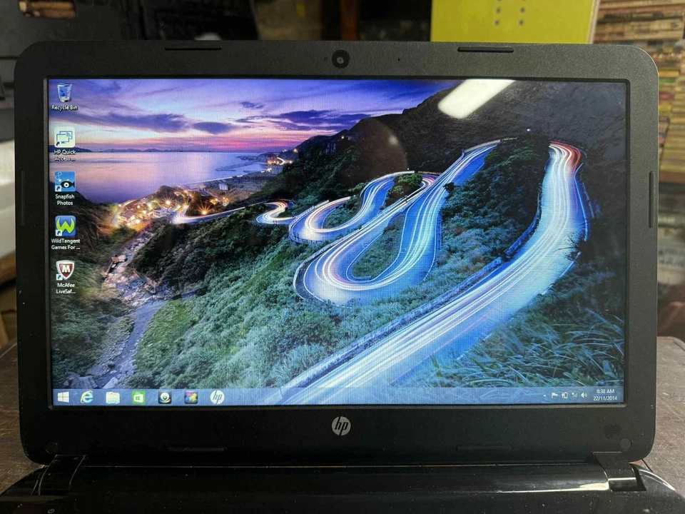 HP Laptop Notebook -AMD A4, 4GB RAM, Windows 8.1 -Great for Basics- HP 14-G007AX - Image 3 of 4