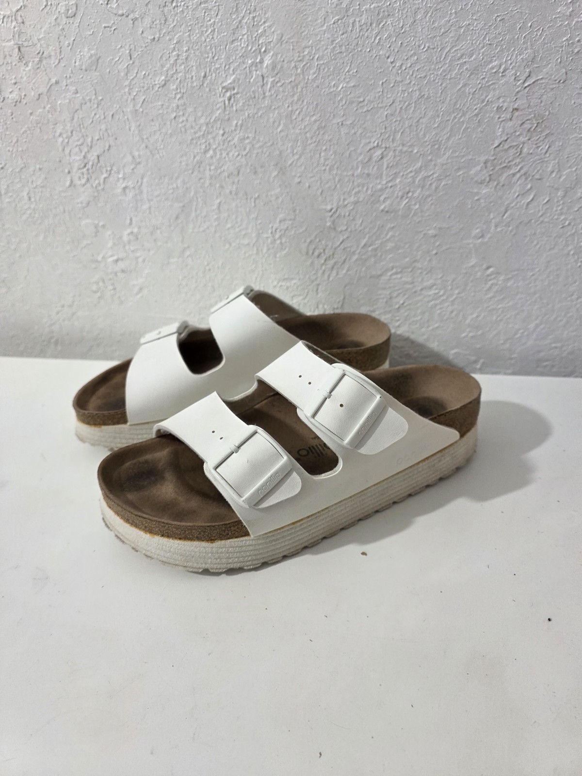 Birkenstock Papillio Arizona Platform Buckle White Slip On Sandals Size 7-7.5