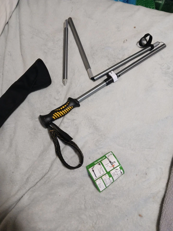 Folding Fly Fishing Wading Staff With Carrying Case - Image 3 of 4