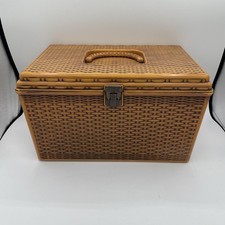 Vtg Wilson Faux Basket Weave Plastic Hinged S...
