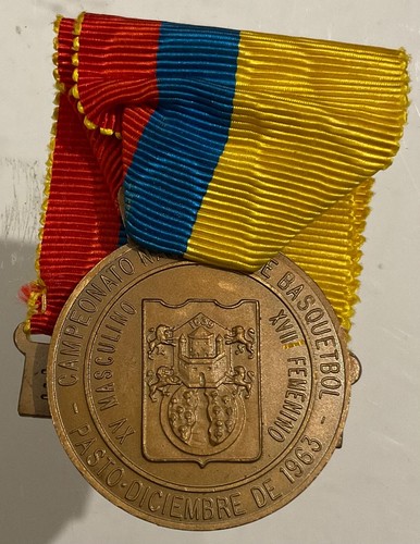 COMIDA COLOMBIA CAMPEONATO NACIONAL DE BALONCESTO 1963 MEDALLA PARTICIPANTE ATLETA - Imagen 4 de 12