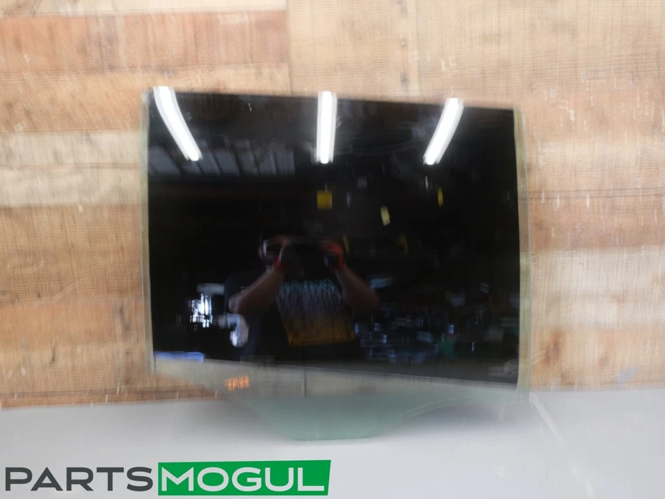 1998 Mercedes Benz SLK230 Sedan Passenger Right Rear Quarter Window Glass OEM - Image 2 of 4