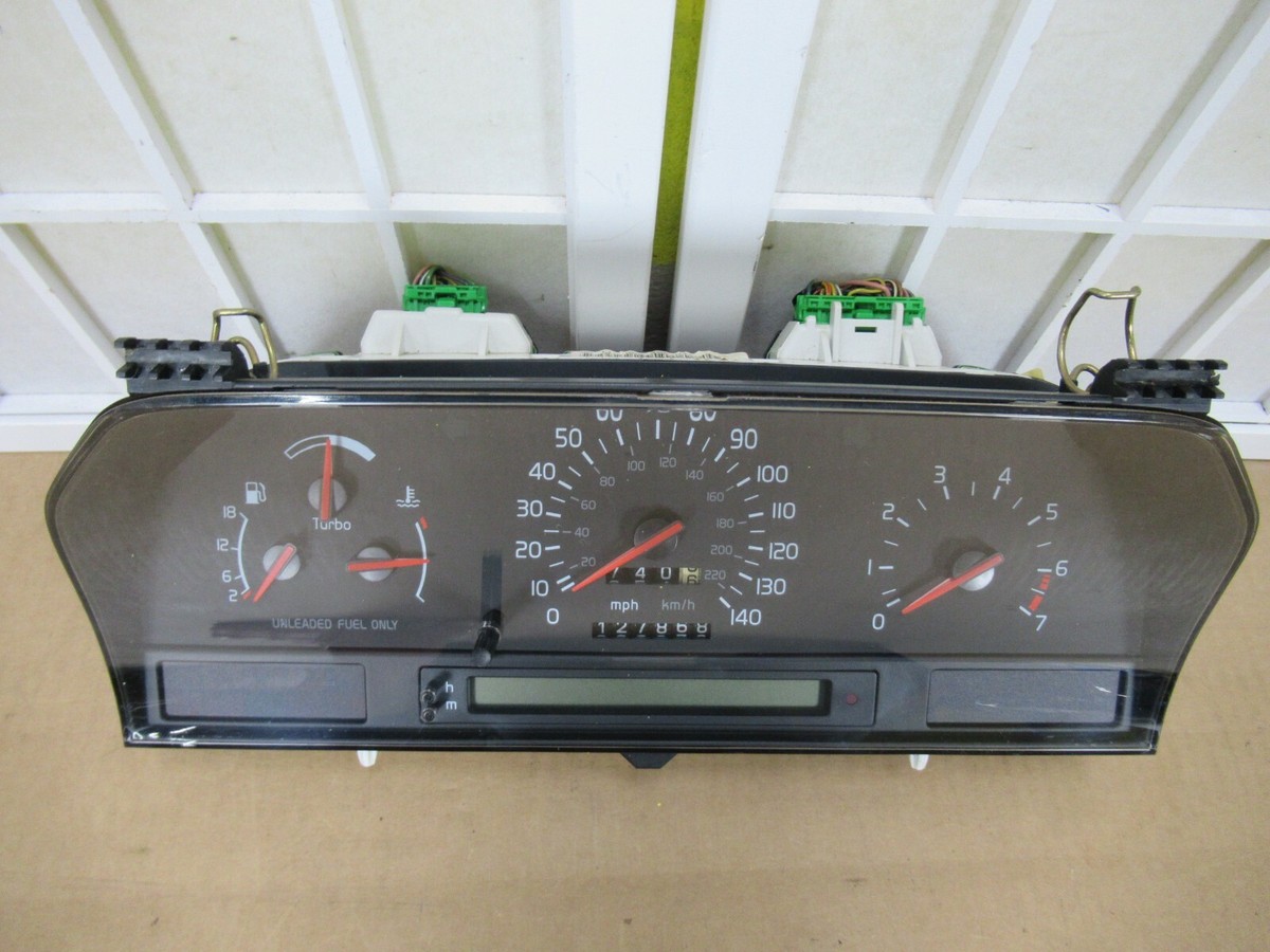 96-97 Volvo 850 850R TURBO Interior Gauge Cluster Speedometer Tach