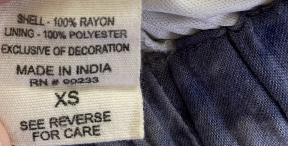 Pantalón Corto Kendall and Kylie Azul Blanco Talla XS Forrado Excelente Estado Usado Foto 4 de 4