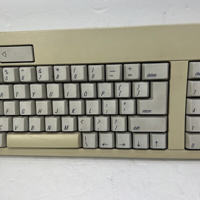Vintage Apple Keyboard M0116 for Macintosh SE IIGS ADB Desktop Bus