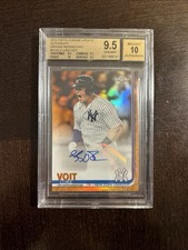 2019 Topps Chrome Update Series - 9.5#CUA-LV Luke Voit 02/25 (AU) RC NY Yankees 