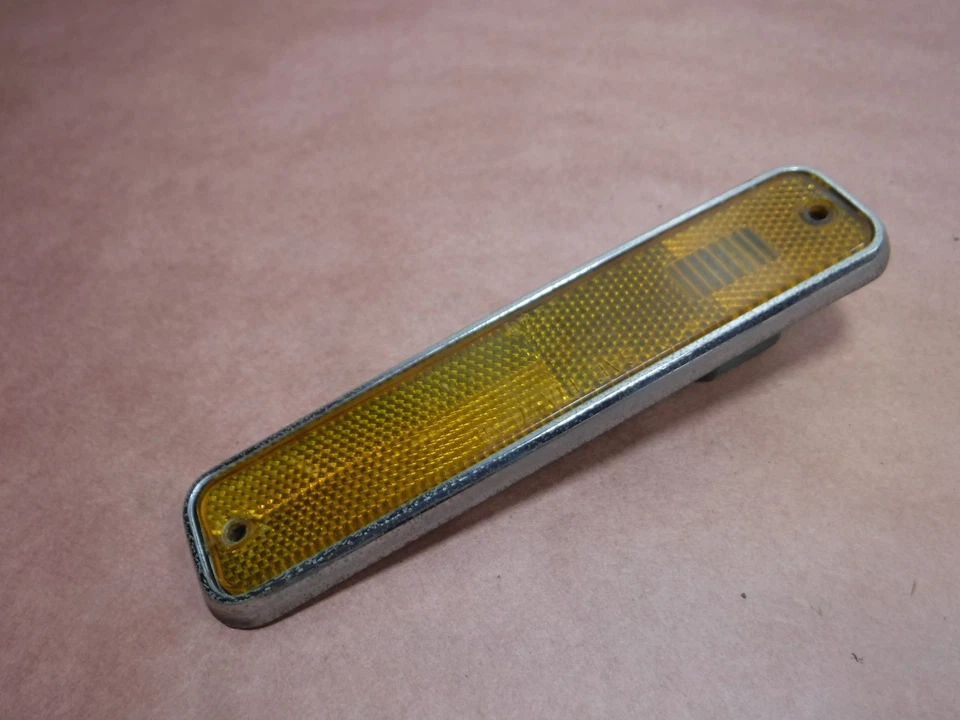 Lente de luz marcadora frontal AMC Eagle Javelin Hornet con base 3661200 naranja Foto 4 de 4