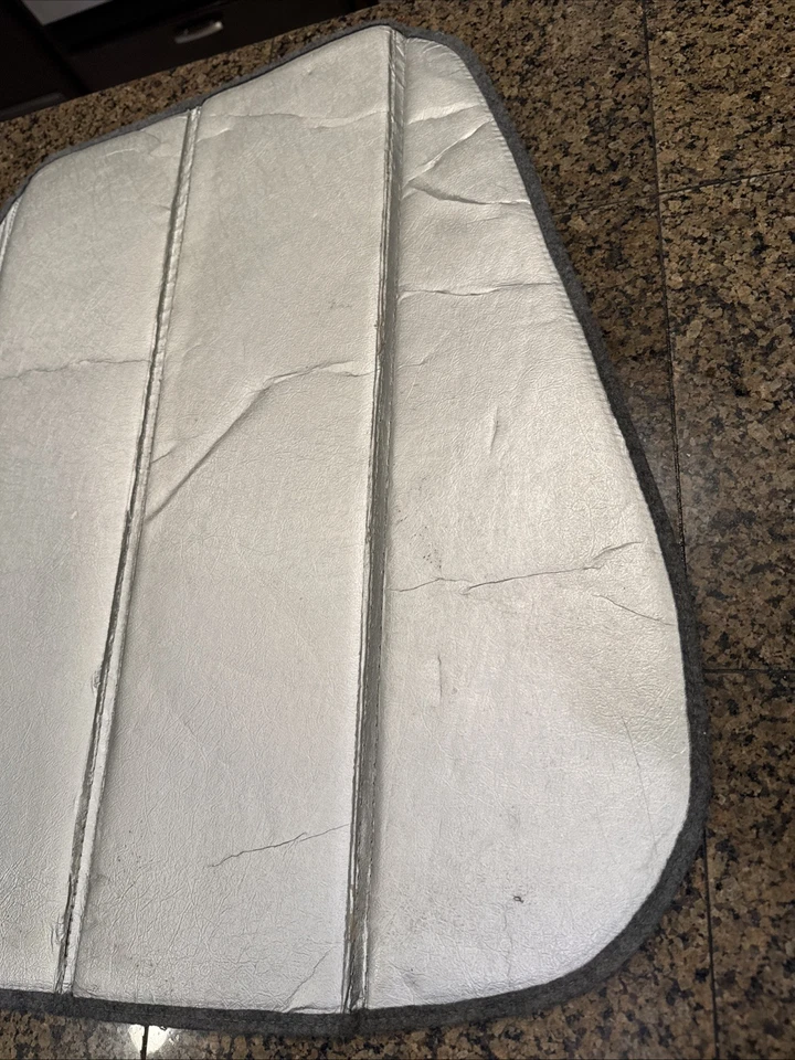 SUPER RARE! 1992-99 GENUINE OEM MERCEDES-BENZ W140 S500 S600 FACTORY SUNSHADE - Image 2 of 4