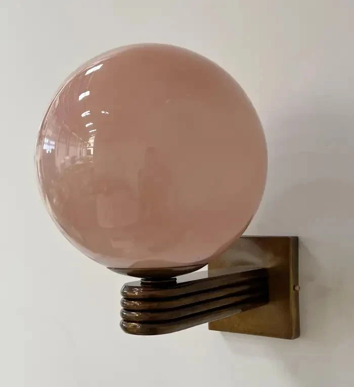 Розовые стеклянные шарики Stilnovo Styles 1950-е латунь Sputnik итальянское настенное бра муранское. - Изображение 3 из 4