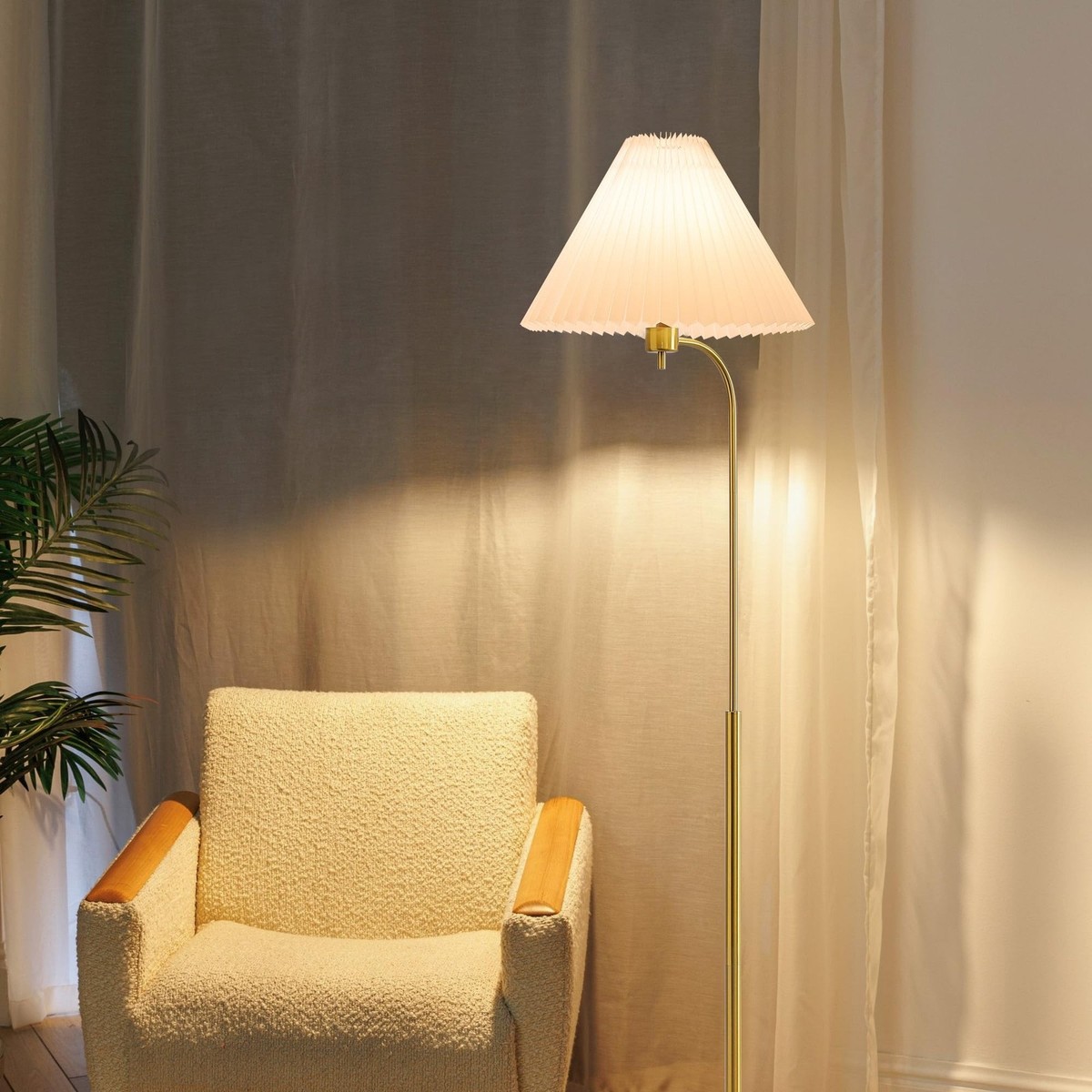 Retro Floor Lamp – 63” Mid Century Modern Floor Lamp with White