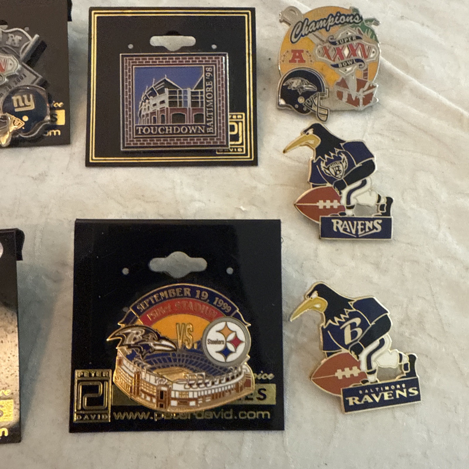 LOT OF 11 Super Bowl Lapel Hat Pin Baltimore Ravens World Champions+ VINTAGE PIN