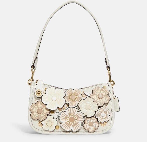 COACH C8535 Swinger 20 with Tea Rose Applique Chalk Multi