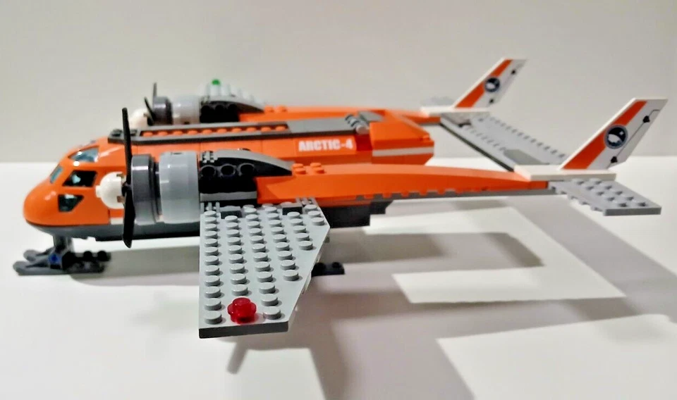 LEGO VINTAGE SET 60064 ARCTIC SUPPLY PLANE UNBOXED WITHOUT INSTRUCTIONS - Image 4 of 4