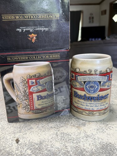 Budweiser Collector Series 1989 Ceramic Beer Stein Painted Decorated Advertising