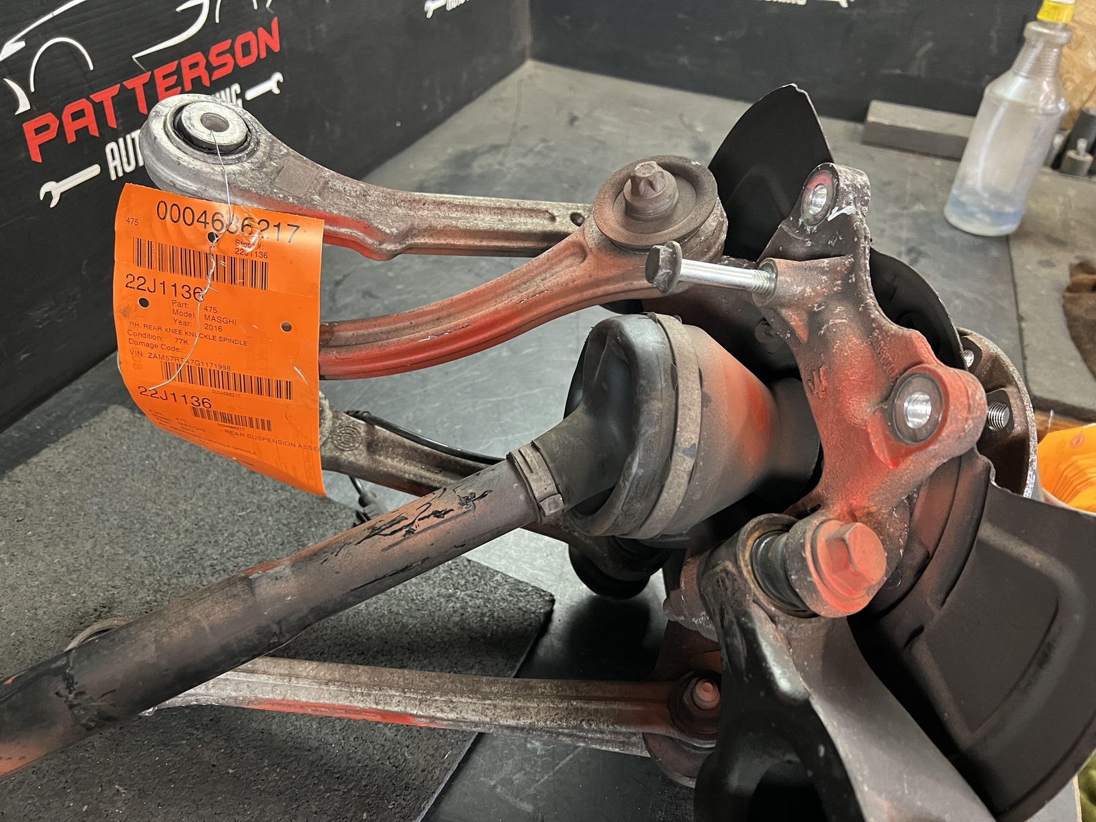 14-17 MASERATI GHIBLI REAR RIGHT KNEE KNUCKLE SPINDLE SUSPENSION W/ CV AXLE SQ4