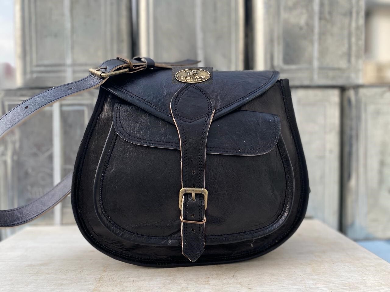 13 Inch Vintage Real Leather Women's Shoulder Sling Satchel Black Saddle Handbag