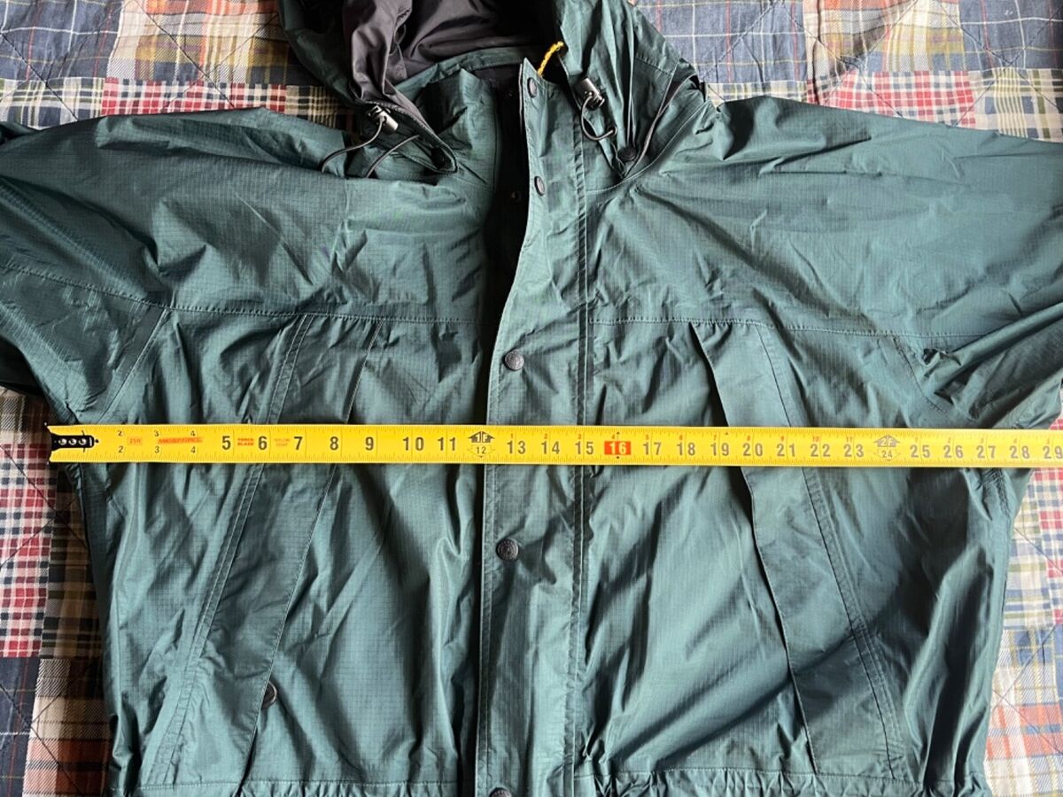 Vintage 90's Eddie Bauer EBTEK Gore-Tex Waterproof Parka Vintage 90's Eddie Bauer EBTEK Gore-Tex Waterproof Parka