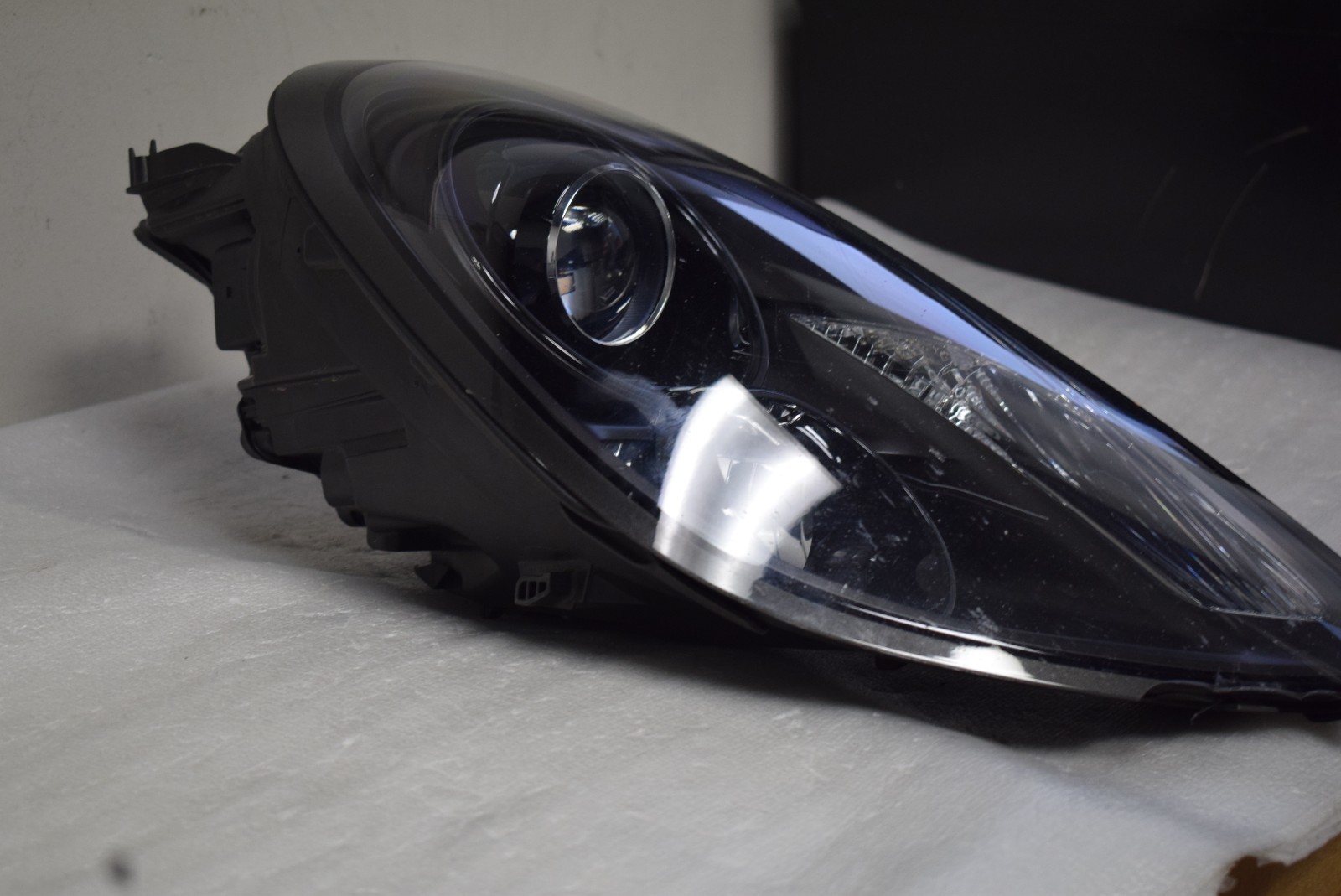 2013 - 2016 Porsche Boxster Cayman 981 Gt4 OEM Passenger Right 