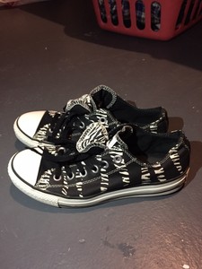 converse zebra print shoes