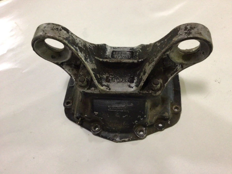 Алюминиевый задний кронштейн дифференциала Triumph TR250 TR4A Stanpart 305721 - Изображение 4 из 4