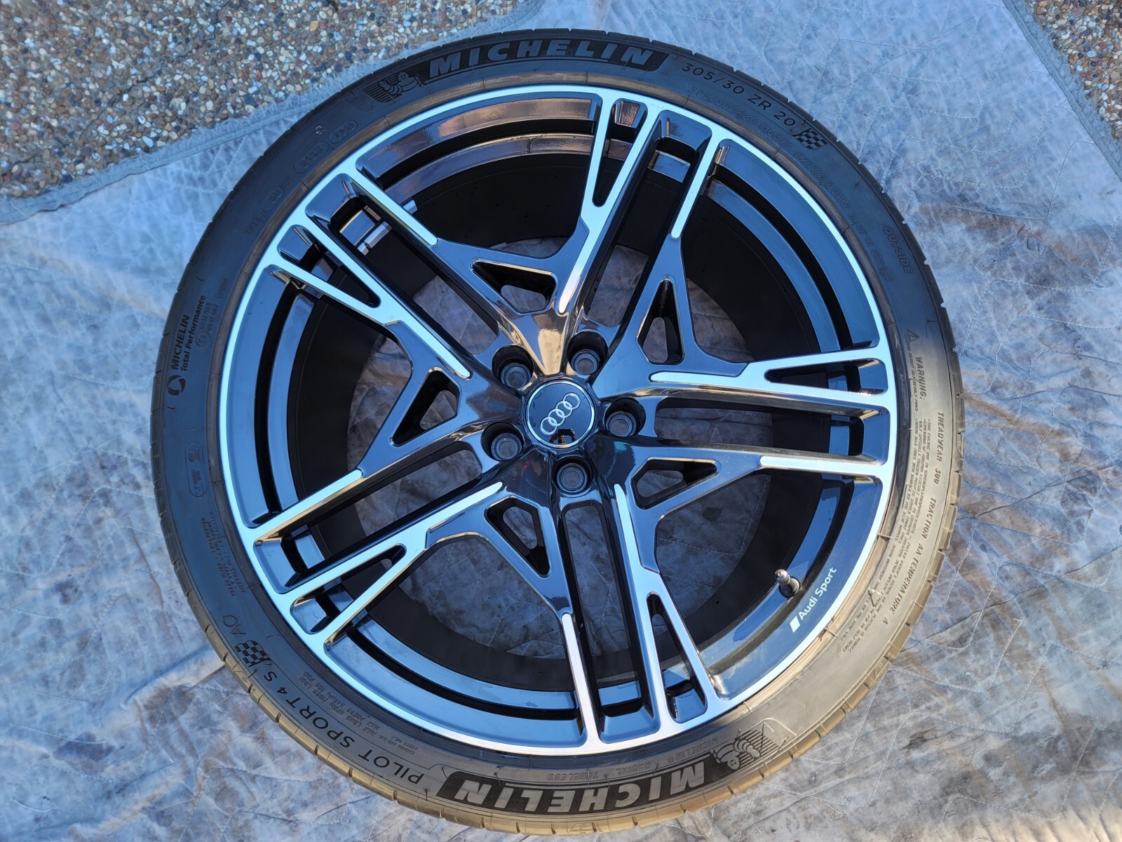 AUDI R8 & SR8 OEM FACTORY GENUINE 20" BLACK MACHINED WHEEL/TIRE/TPMS/CAPS SET