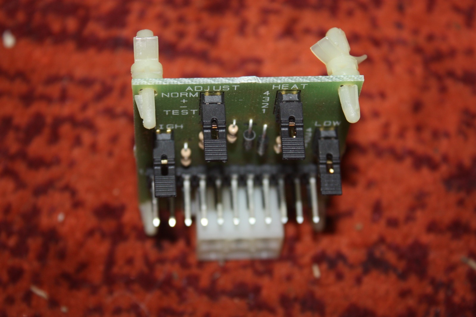 Lennox furnace blower heat pump thermostat control board module circuit handler