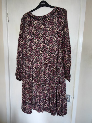 Women's Laura Ashley Archive Floral Dress Size 14 New - Picture 4 of 5