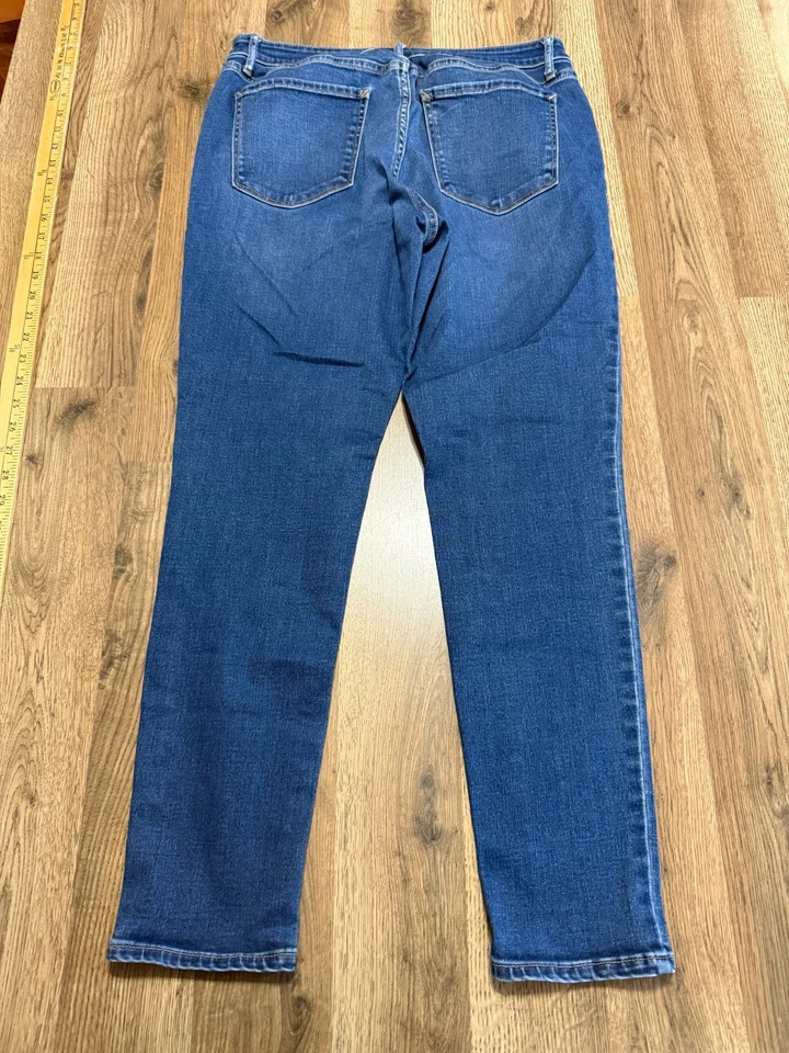 Джинсы a.n.a, женские размер 12, синие, джинсовые, со средней посадкой джеггинсы длина 38 дюймов - Изображение 2 из 4