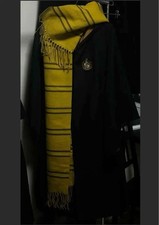 "Harry Potter" Hufflepuff Dormitory Robe and Scarf