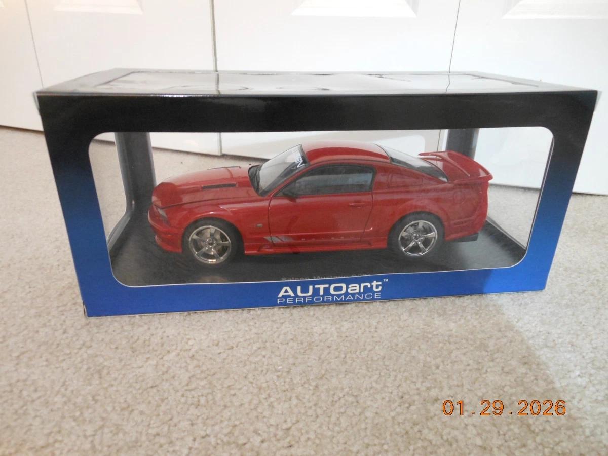 Autoart échelle 1/18 Saleen Mustang S351 cabriolet modèle moulé sous