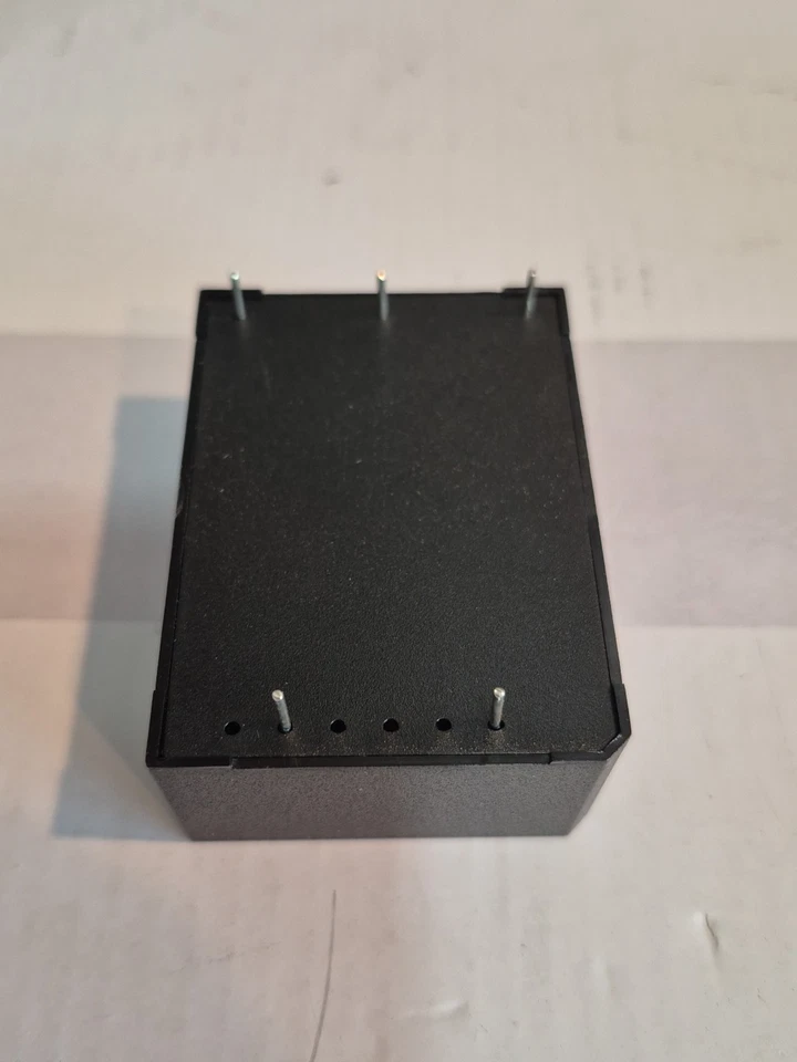 Módulo de fuente de alimentación HLK-4M12A AC-DC 100-277 a 12V 3W Buck Step Down Convertir Foto 3 de 3