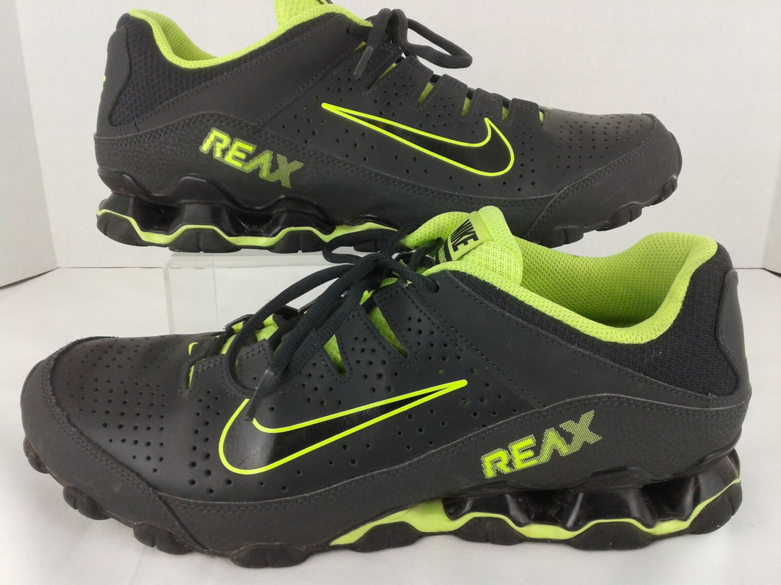 Nike Reax 8 TR Running Cross-Training 