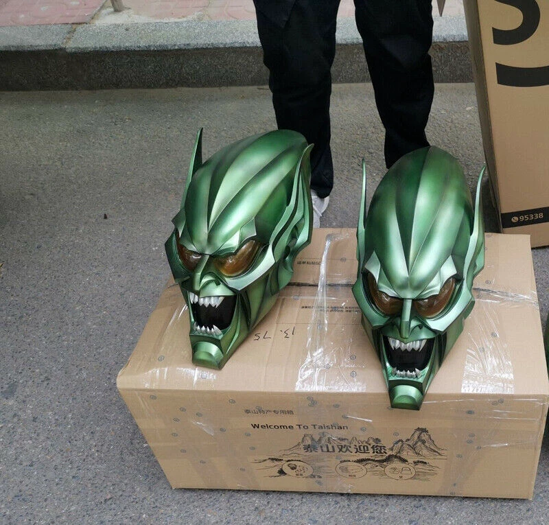 High Quality Green Goblin Helmet Norman Osborn Wearable 3D Mask Cosplay Costume - Image 2 of 4