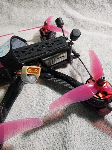 Tbs Source One V3 6s Dys 1750kv Dji Air Unit Fpv Racing Freestyle Drone - Imagen 4 de 15