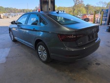 Used Alternator fits: 2020 Volkswagen Jetta Valeo manufacturer Grade A