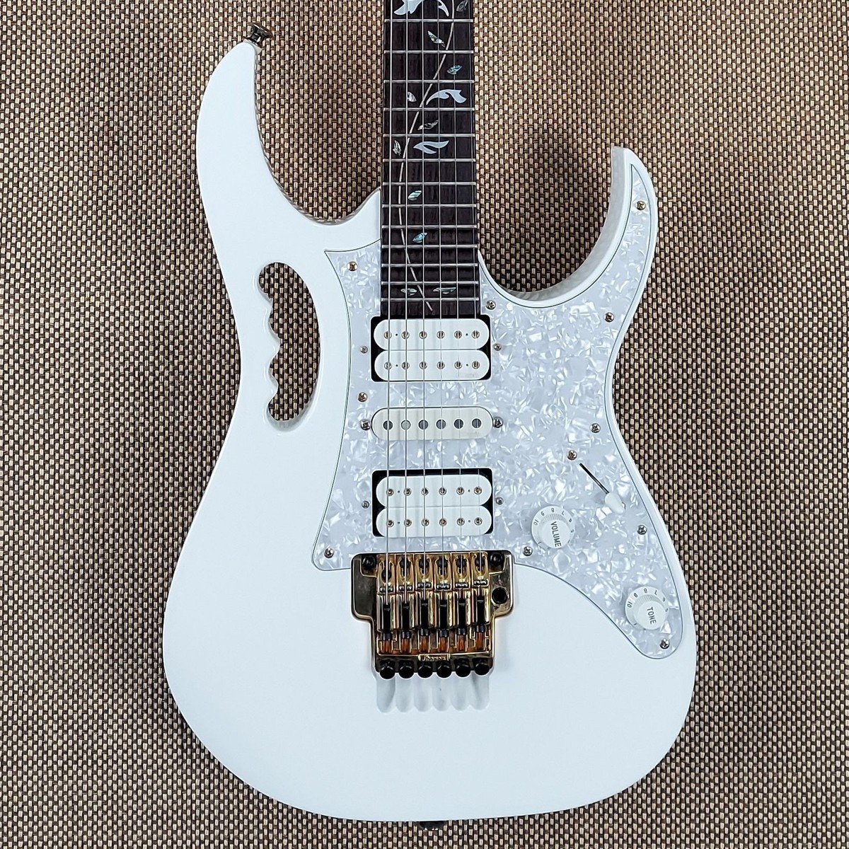 ギター Ibanez JEM7V-WH Ibanez:JEM7V WH