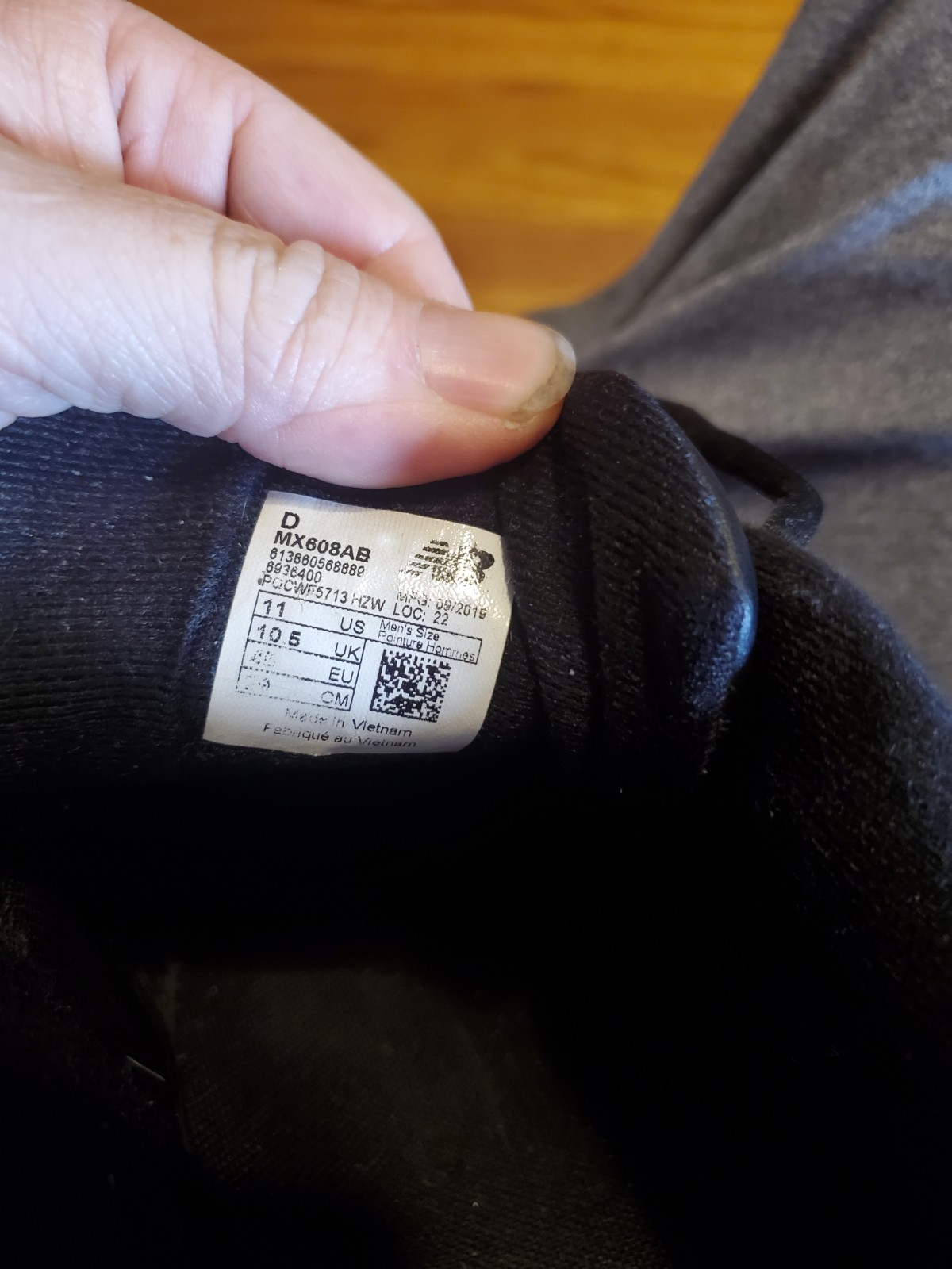 New Balance 608v5 Mens Size 11 2E  Walking Shoes Casual Dad Sneakers MX608AB5 thumbnail 7