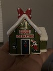 Disney Walt's Holiday Lodge Salt & Pepper Shaker Set - Mickey & Minnie — photo 3