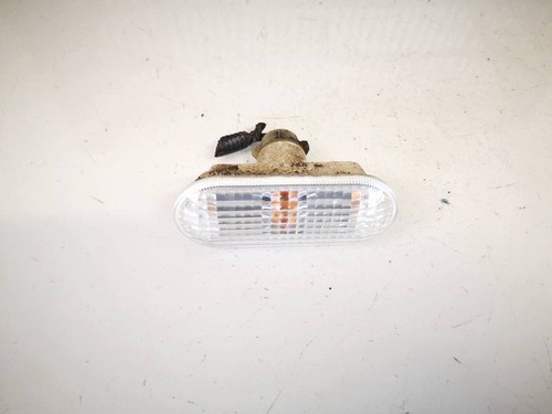 Ford C-MAX 2008 Clear Side Repeaters Right 4m5a13k309aa, 4m5a-13k3 #2113900-15