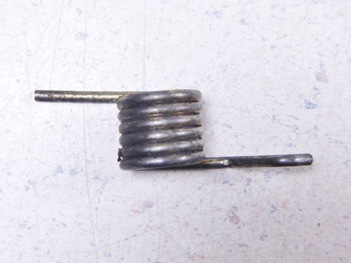 カナダ 82 YAMAHA IT250 LEFT SIDE FOOTPEG FOOT PEG STEP RETURN SPRING | eBay