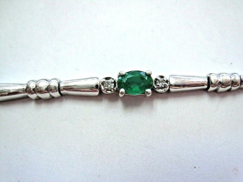Impresionante Brazalete Tenis Real Oro Blanco 14K Esmeralda y Diamantes 7-1/8" Moderno Foto 3 de 4