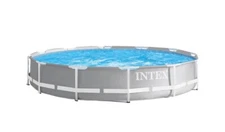 Above ground swimming pool