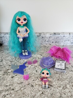 LOL Surprise OMG Winter Disco Cosmic Nova Fashion Doll Cosmic Queen  Sister