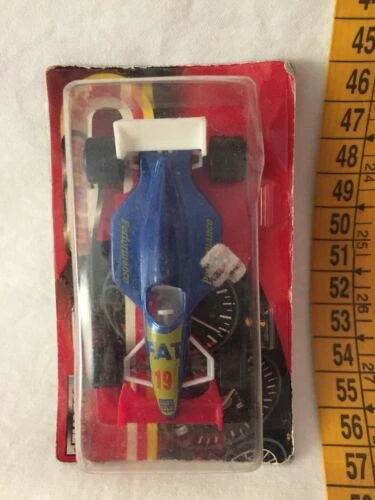 Modellini statici di auto da corsa sportive e turistiche Majorette pressofuso