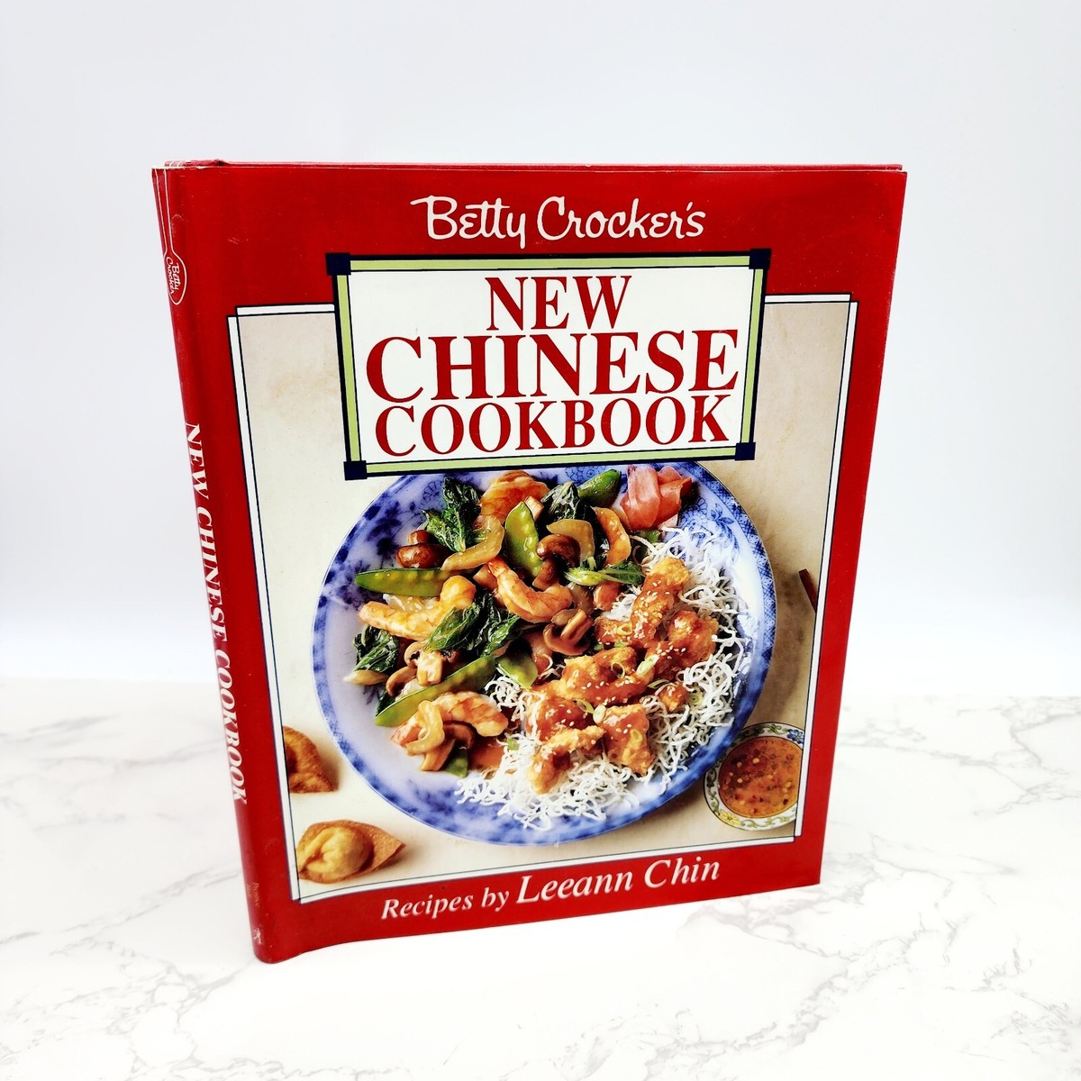 Betty Crocker's Chinese Cookbook by Leeann Chin 1990
