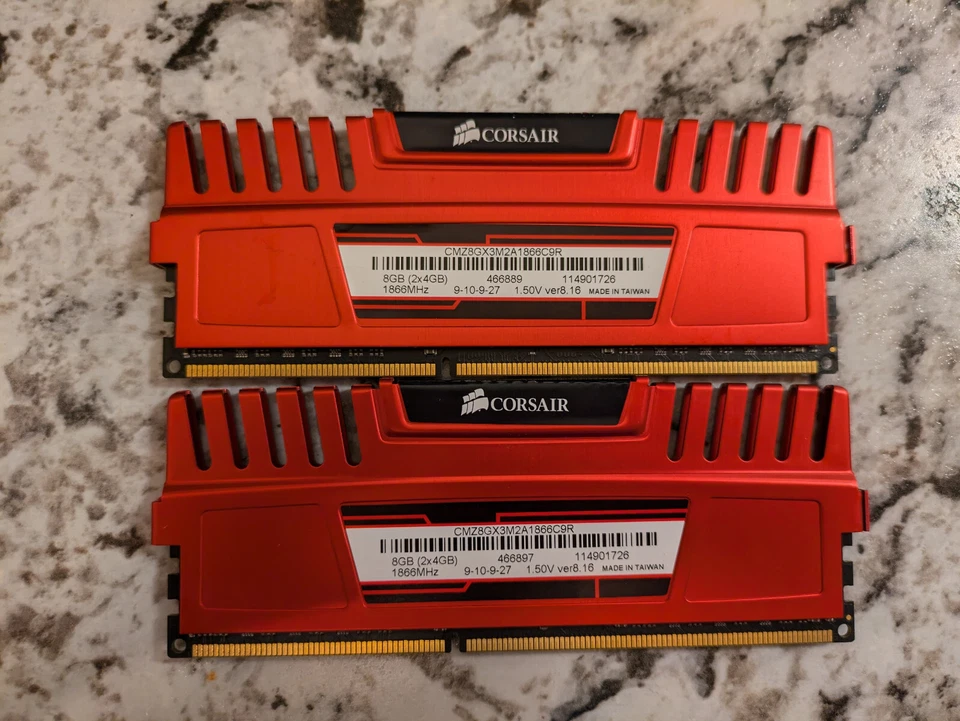 Corsair 8GB (2x4GB) DDR3 1866MHz DRAM Memory, Red, (CMZ8GX3M2A1866C9R) TESTED - Image 2 of 2